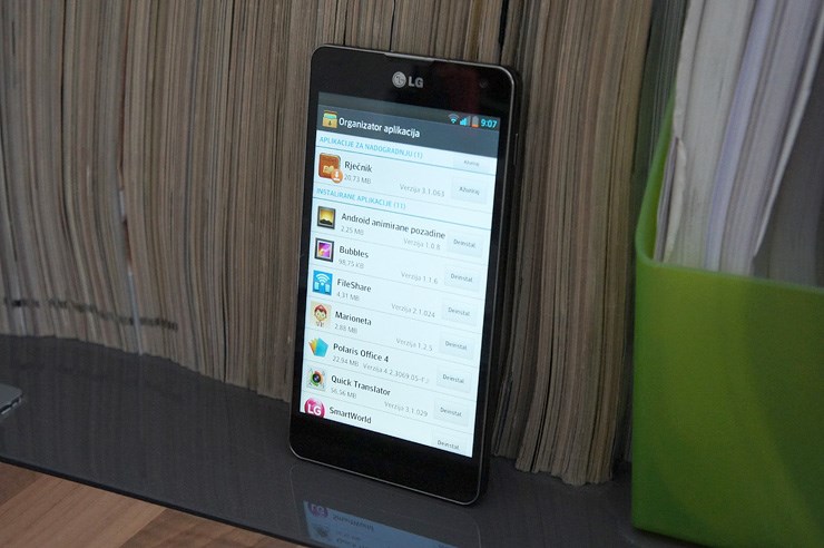 LG Optimus G (32).JPG